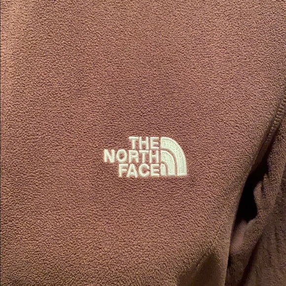North Face Pullover - Picture 2 of 3
